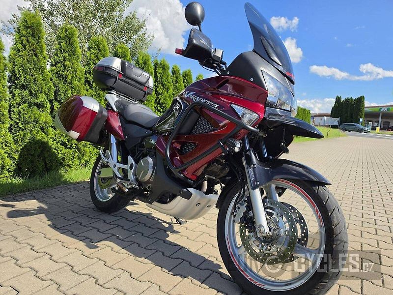 Honda XL 1000 V Varadero (2007) EFI ABS - fotka 2 z 20