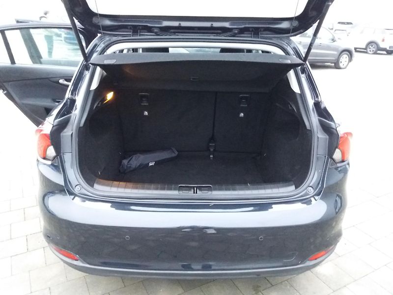 Fiat Tipo 1.3JTD,70kW,SERVI.KNÍŽKA,KLIMA - fotka 8 z 22