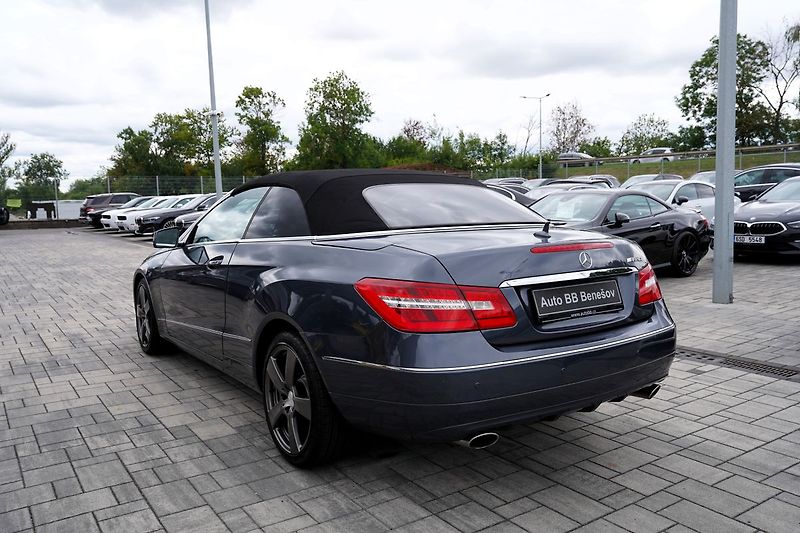 Mercedes-Benz Třídy E E 350 CDI, cabrio,automat,kůže - fotka 4 z 45