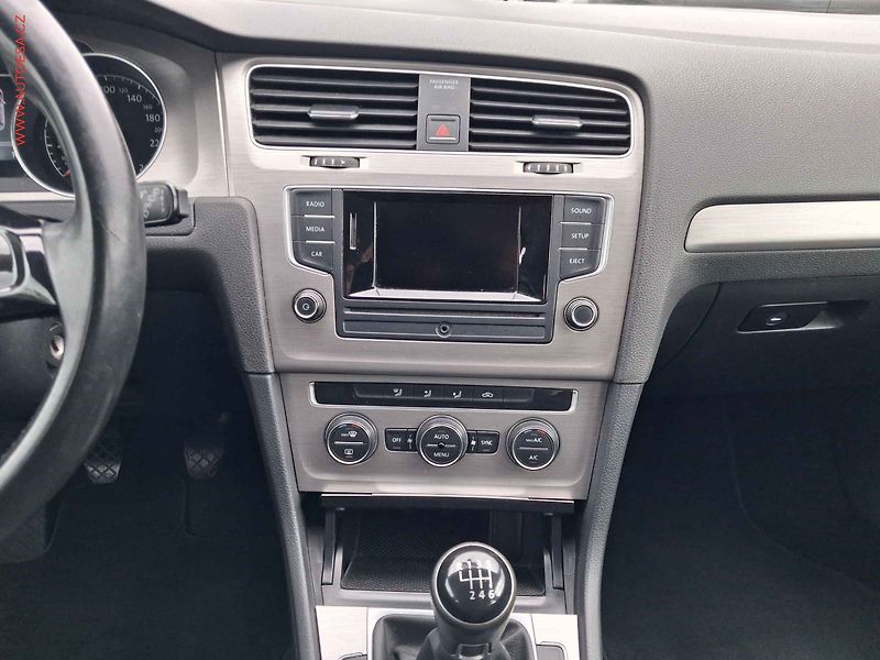 Volkswagen Golf (2015) 1.4 TSi, Comfortline, TZ - fotka 12 z 16