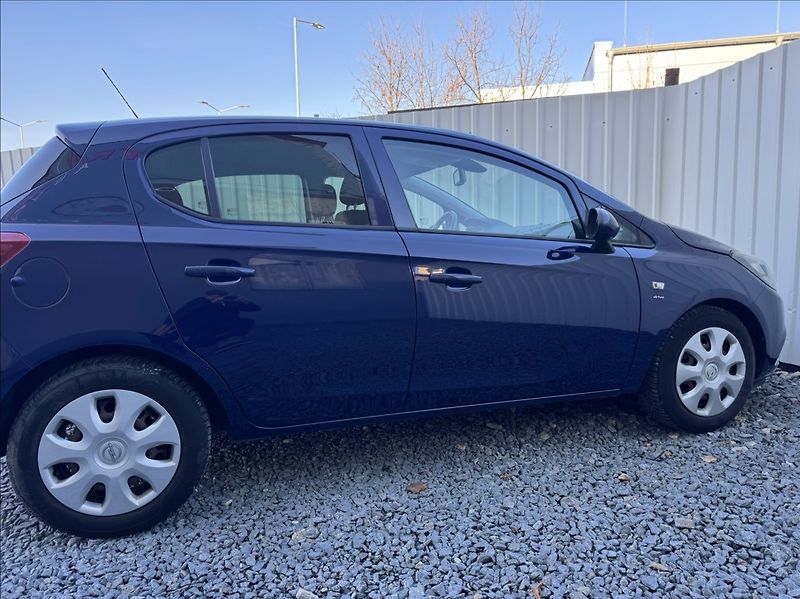 Opel Corsa 1,2 i,51kW,DRIVE,1.maj,původČR - fotka 17 z 50