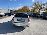Škoda Octavia 2.0 TDi - náhled 14