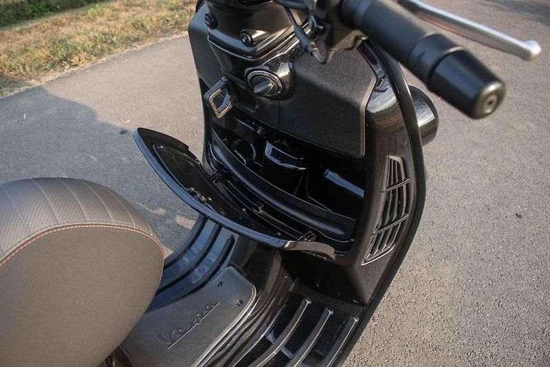 test Vespa GTV 300
