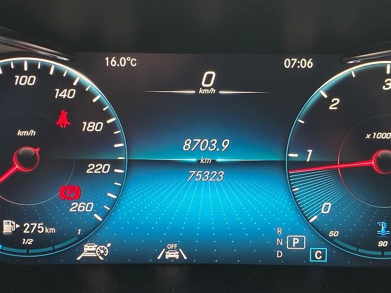 Mercedes-Benz GLC (2022) 220 d kupé 4MATIC AMG - fotka 5 z 6