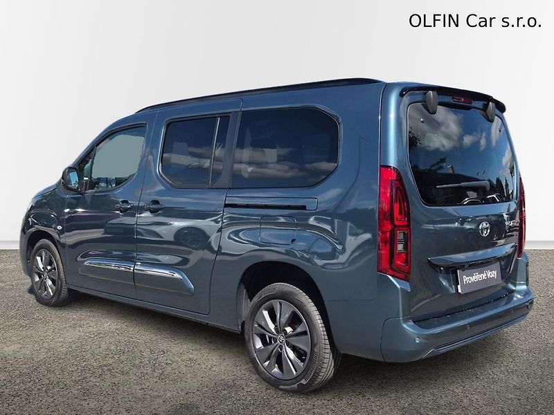 Toyota ProAce City Verso Family  1.5L 130 - 6 MT  Famil - fotka 3 z 26
