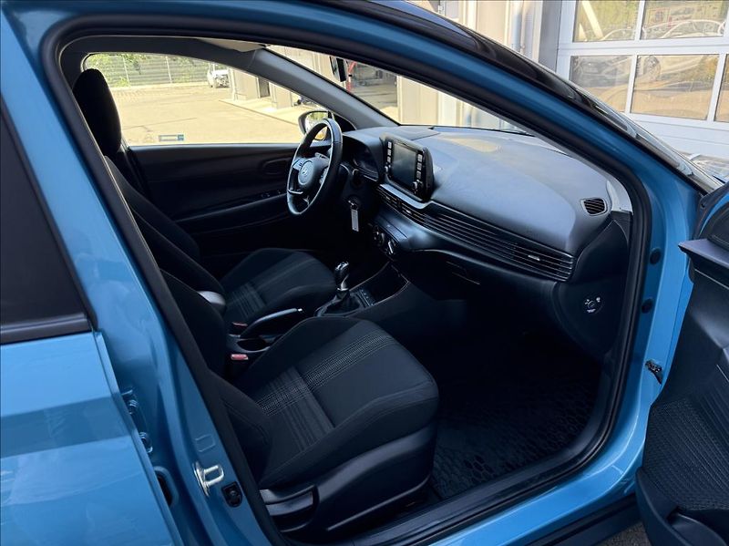 Hyundai Bayon 1,0 T-GDI  Smart Climate Tažné - fotka 12 z 26