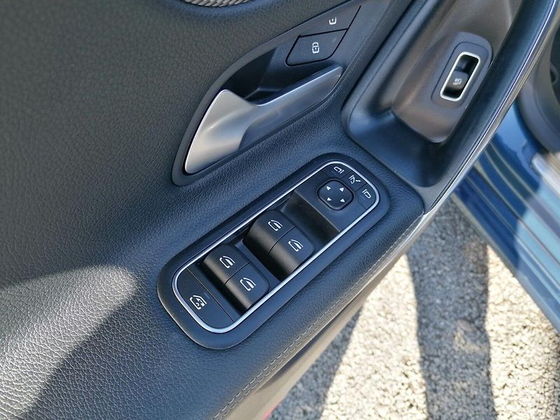 Mercedes-Benz CLA (2021) 200 CDi Shooting Brake 9G - fotka 26 z 32