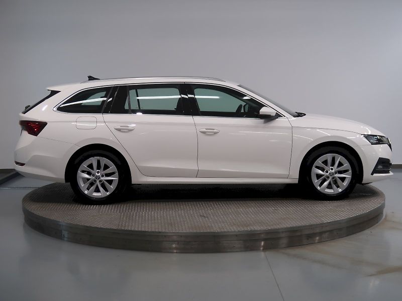 Škoda Octavia (2022) STYLE 1.5TSI 110KW - fotka 8 z 36