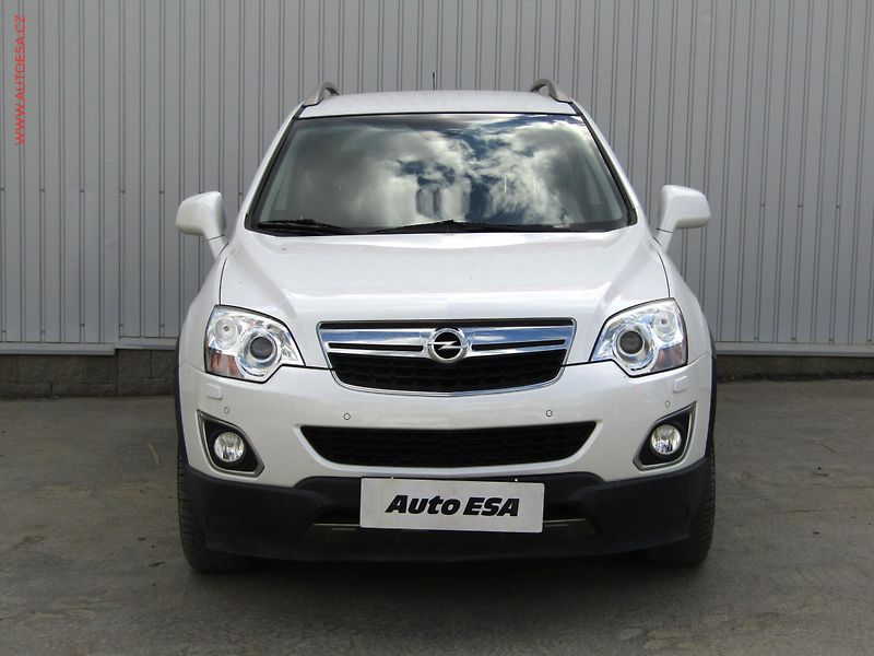 Opel Antara (2013) 2.2 CDTi 4x4, Cosmo, bixen - fotka 2 z 17