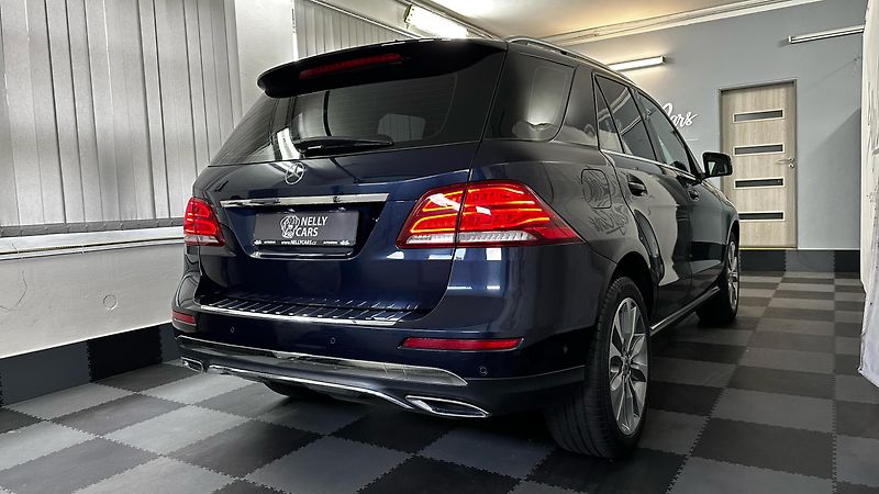 Mercedes-Benz GLE 250D / 4.MATIC / DVĚ SADY KOL - fotka 6 z 46
