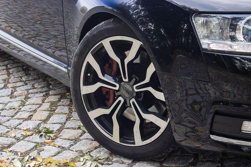 Audi A6 - fotka 8 z 23