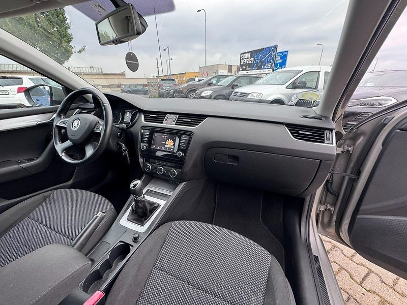 Škoda Octavia (2014) 1,6 TDI 77 KW STK - fotka 43 z 49