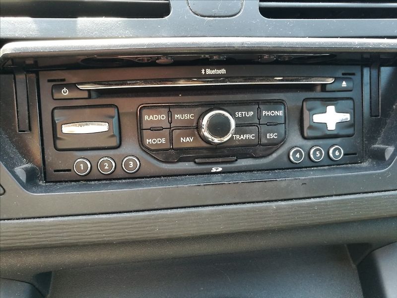 Citroën C4 Picasso 1,6 HDi - fotka 10 z 23