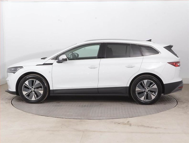 Škoda Enyaq (2023) iV 80 (82 kWh), SoH 93% - fotka 3 z 20