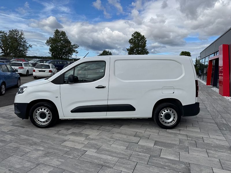 Toyota ProAce City (2020) L2 1.5D 75kW - fotka 8 z 29