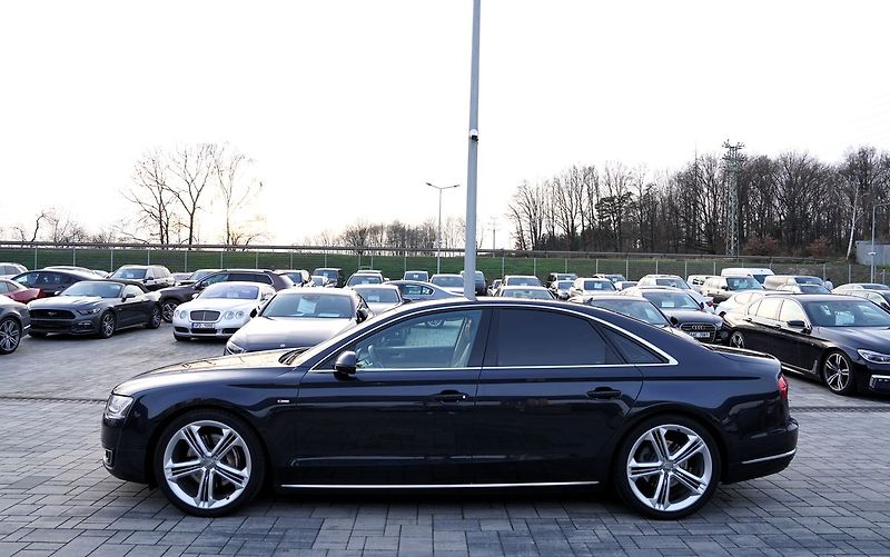Audi A8 3.0 TDI Quattro/Tiptr./Matrix - fotka 3 z 48