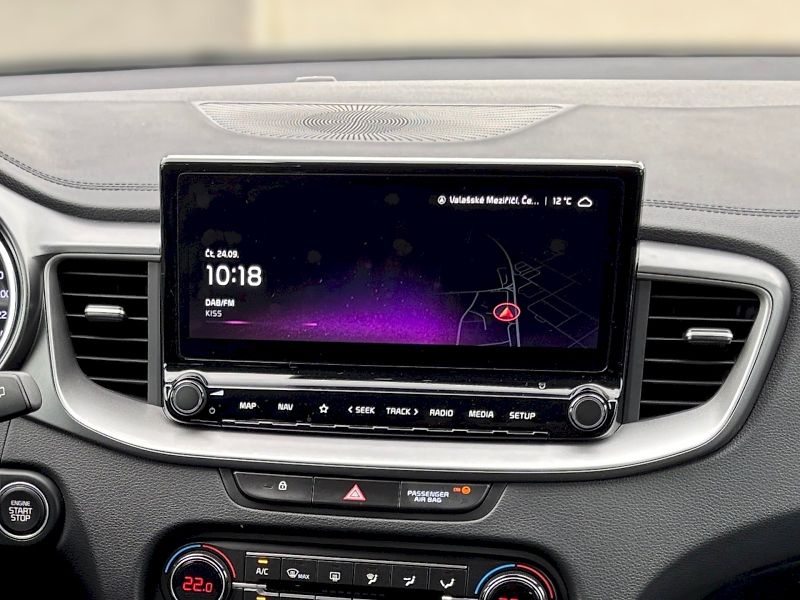 Kia Ceed (2025) 1.5 T-GDi TOP 7DCT - fotka 13 z 30