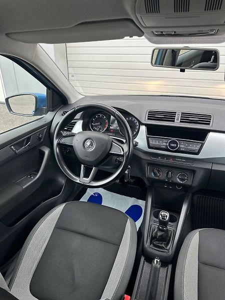 Škoda Fabia (2015) III HATCHBACK 1.0 MPI AMBIENTE - fotka 13 z 21