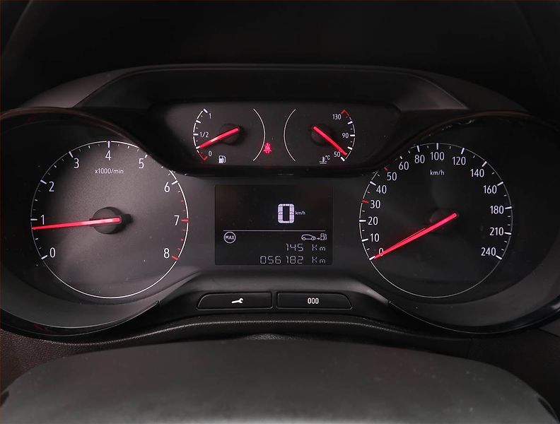 Opel Crossland X (2022) 1.2 Turbo, Tempomat - fotka 11 z 16