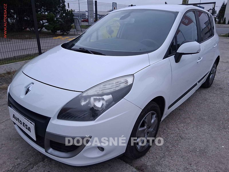 Renault Scénic (2011) 1.5 dCi, 2.maj, AC, TZ, park - fotka 1 z 3