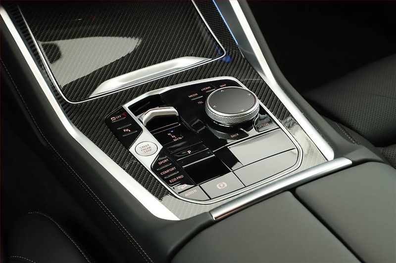 BMW X6 (2025) xDrive40i - fotka 10 z 26