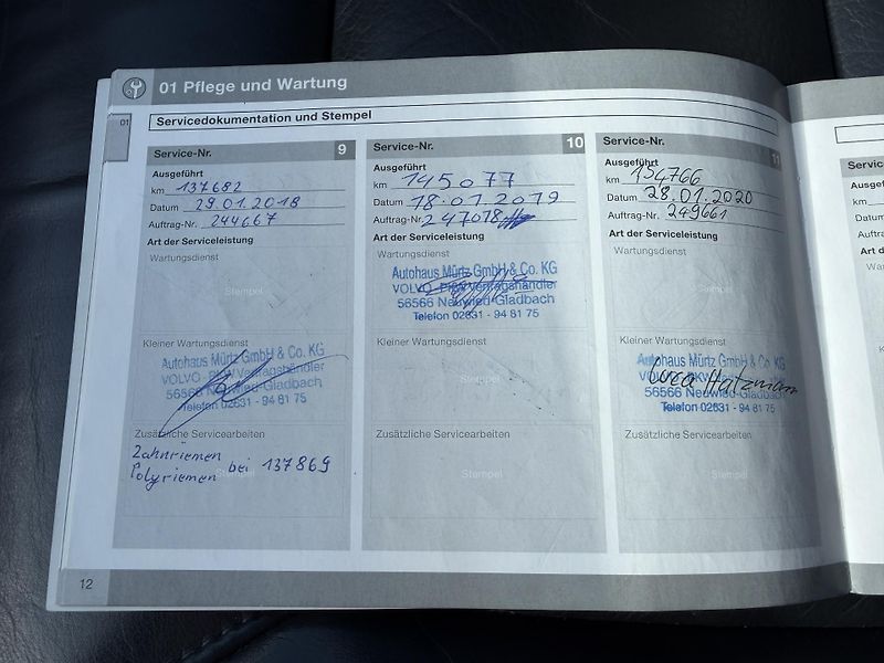 Volvo V70 2.4 D5 KŮŽE NAVIGACE SERVISKA - fotka 38 z 44