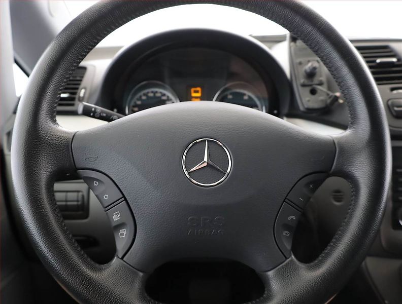 Mercedes-Benz Viano (2009) Trend 3.0 CDI, ČR - fotka 8 z 18