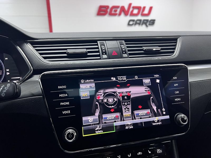 Škoda Superb 2.0 TSI 140 kW Style Servis - fotka 42 z 50