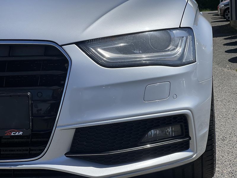 Audi A4 Avant 3.0TDi V6 180kw QUATTRO S-LINE - fotka 40 z 44
