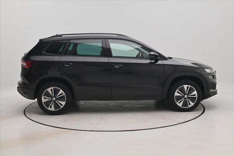 Škoda Karoq 2,0 TDI 85kW DSG Business Záru - fotka 4 z 31
