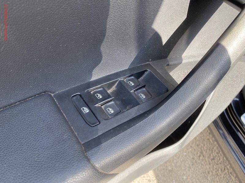Škoda Octavia (2016) 2.0 TDi, Joy, DSG, bixen, TZ - fotka 13 z 18