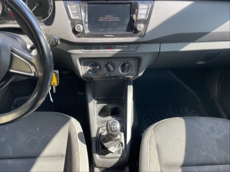 Škoda Fabia 1,0 TSI 81 Ambition - fotka 10 z 11