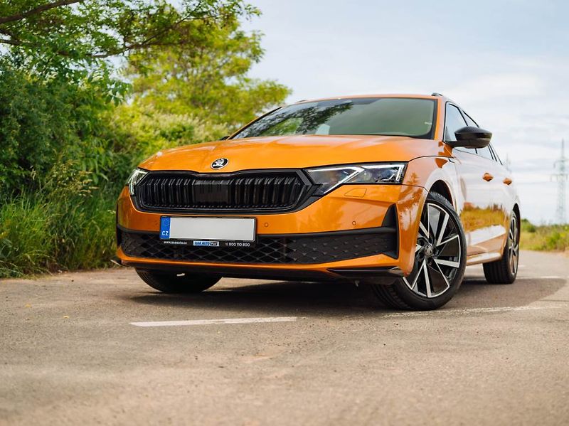 Škoda Octavia (2025) 2.0 TDI, Sportline, Automat - fotografie inzerátu