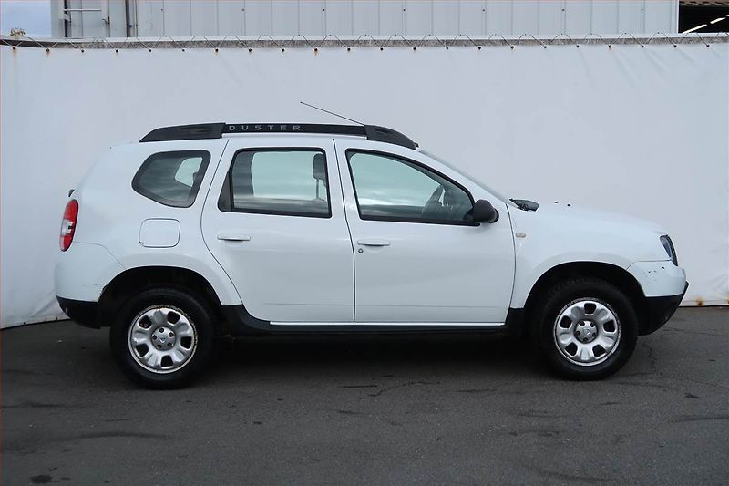 Dacia Duster (2015) 1.6 16V, Vyhř. sedaček - fotka 6 z 15
