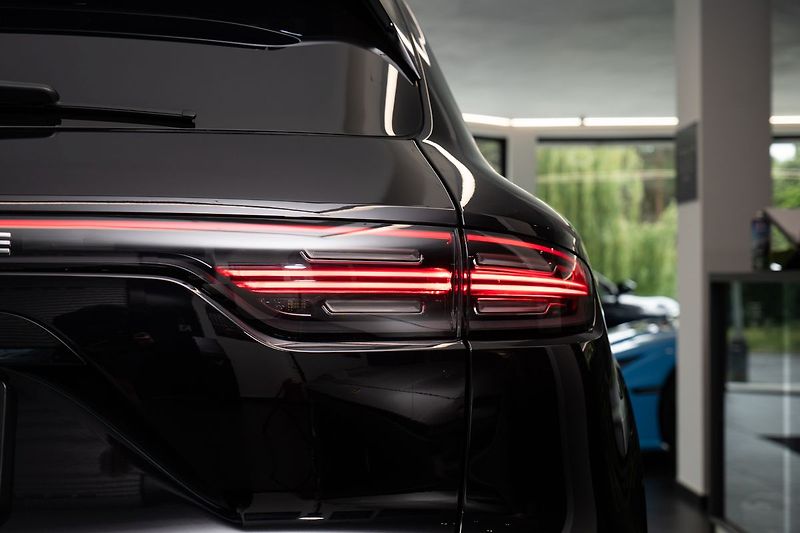 Porsche Cayenne Turbo Approved/Ceramic/Burmest - fotka 24 z 25