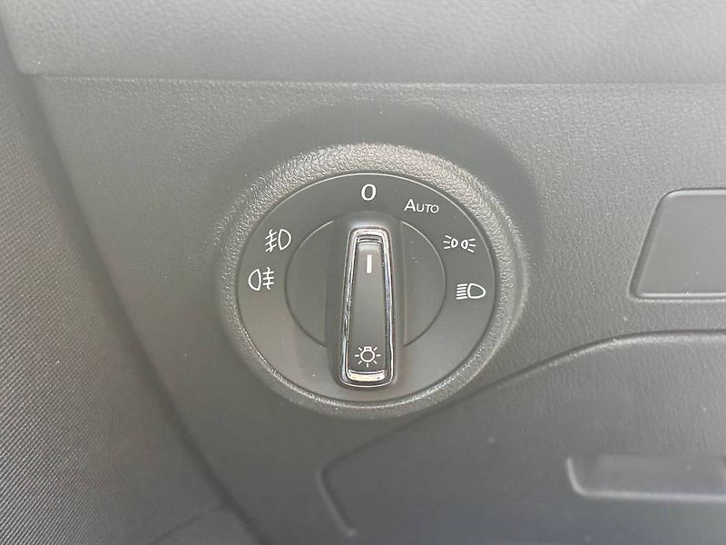 Seat Leon (2016) 1.4 TSI 92 kW Style - fotka 16 z 20