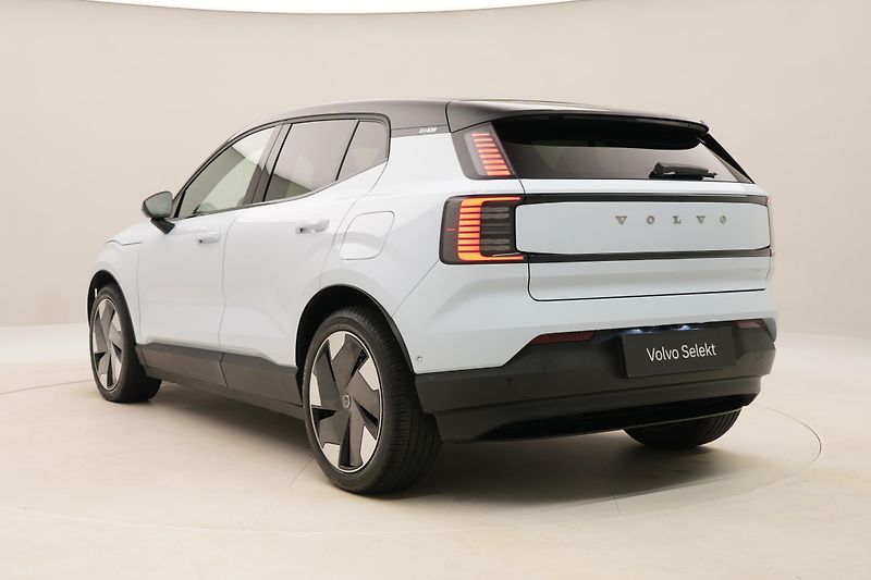 Volvo EX30 TWIN AWD ULTRA CZ 1.maj. - fotka 10 z 66