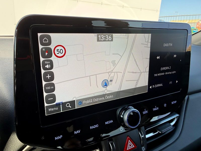 Hyundai i30 1.5 T-GDI MHEV DCT N-Line - fotka 20 z 29
