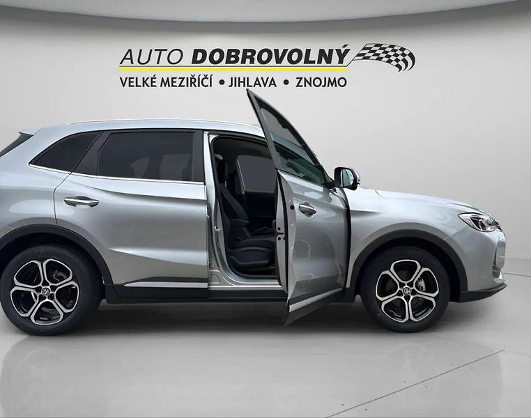 MG ZS ELEGANCE 1.5 (85kW) 5MT SUV/F0 - fotka 17 z 22