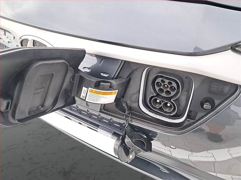 Hyundai Kona (2019) Electric 64 kWh, SoH 100% - fotka 21 z 21