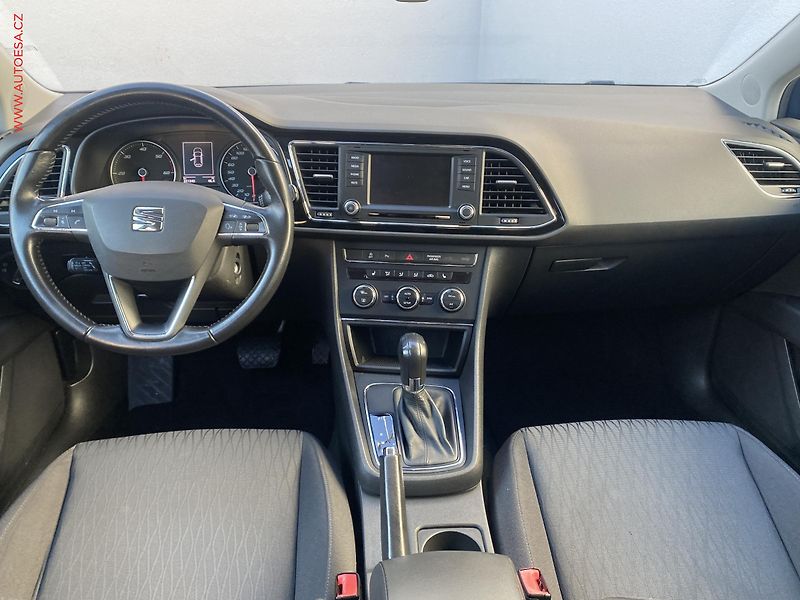 Seat Leon (2014) 2.0TDi, Style, DSG, LED - fotka 8 z 18
