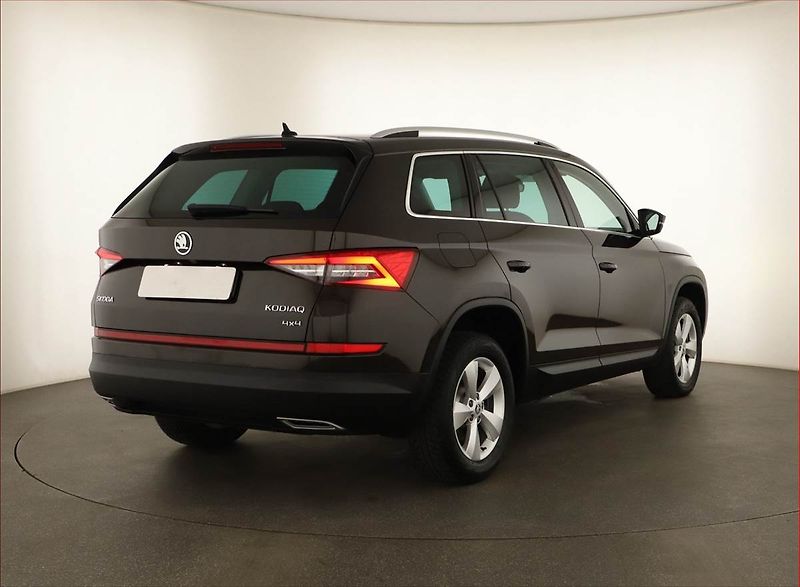 Škoda Kodiaq (2019) Style 2.0 TSI - fotka 5 z 18
