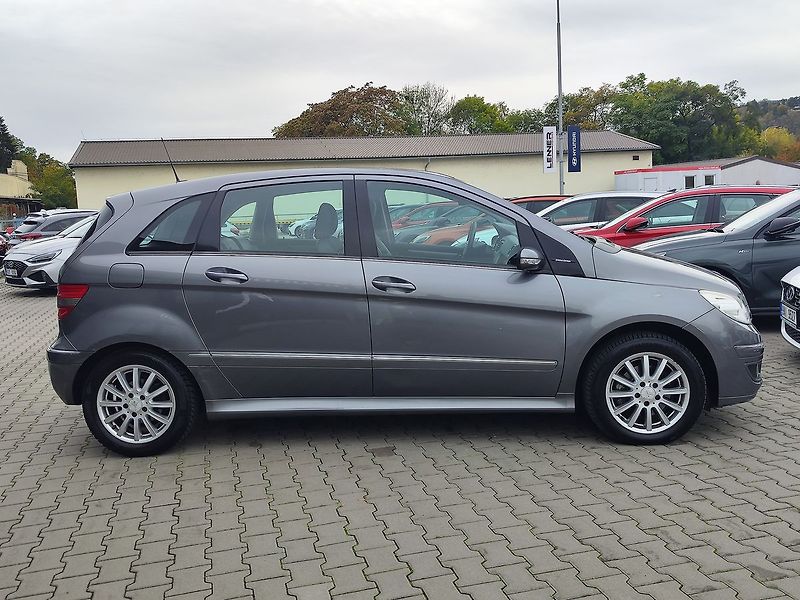 Mercedes-Benz Třídy B 180CDI/80kW Special Edition - fotka 4 z 21