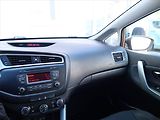Kia Ceed (2016) 1.4 MPI, Tempomat - náhled 8