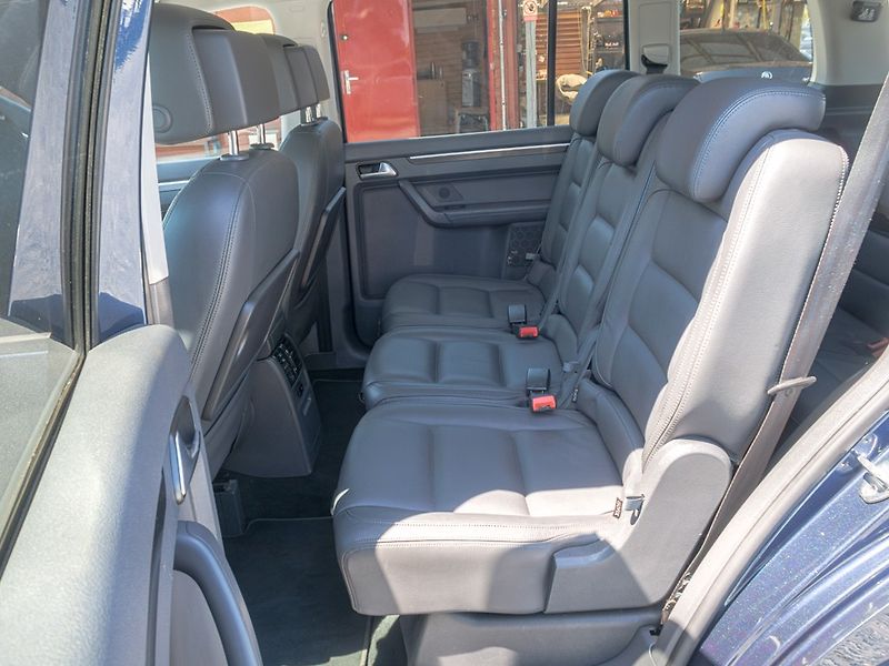 Volkswagen Touran (2014) 1.6TDI HG NAVI – 7 SEDADEL - fotka 36 z 47