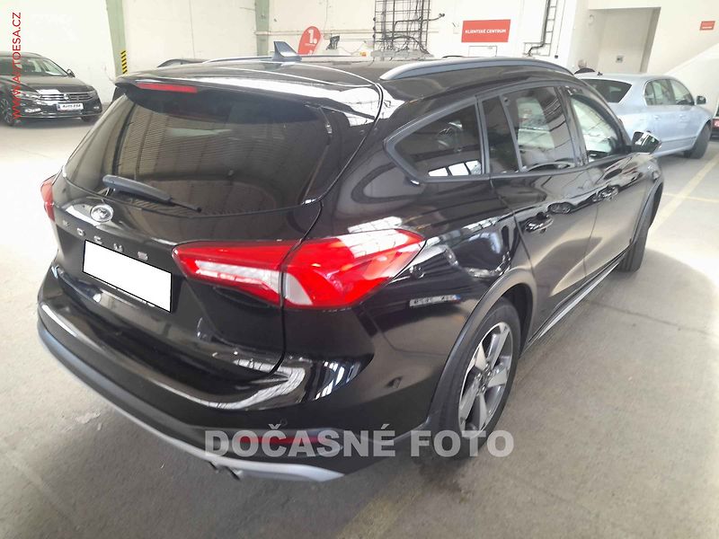 Ford Focus (2020) 2.0 TDCi, ČR - fotka 2 z 3