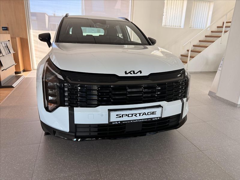 Kia Sportage (2026) 1,6 T-GDi DCT BLACK EDITION - fotka 3 z 15