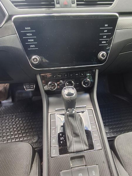 Škoda Superb (2021) Sportline, 147kw DCC - fotka 9 z 17