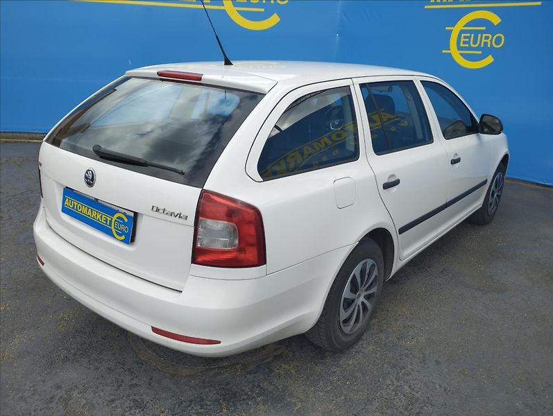 Škoda Octavia 1,6 TDi 77KW - fotka 4 z 14
