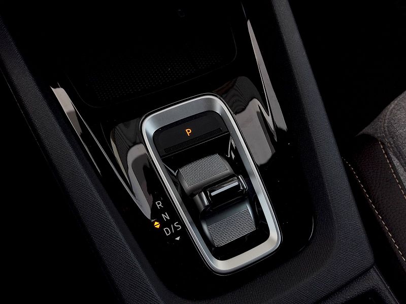 Škoda Octavia (2025) Top Selection 1,5 Tsi 110 Kw D - fotka 26 z 42
